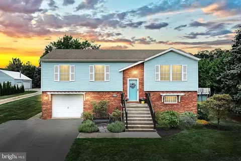 2257 Burkholder Rd, Red Lion, PA 17356