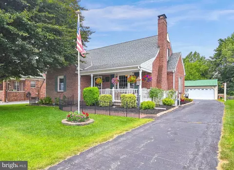 28 Clearview Rd, Hanover, PA 17331