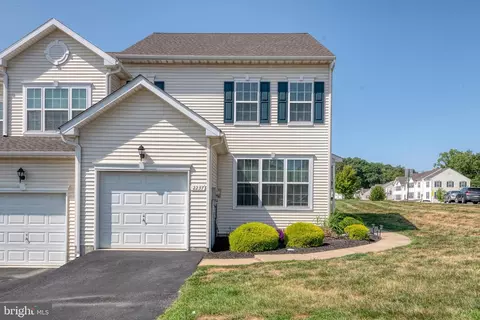 2237 Live Oak Ln #2237, York, PA 17406