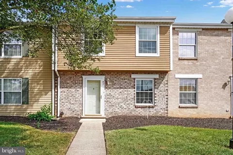 97 Lexton Dr #97, York, PA 17404