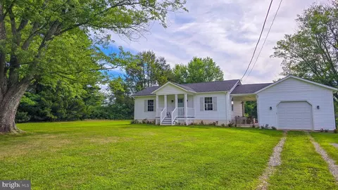 6851 Woodbine Rd, Delta, PA 17314