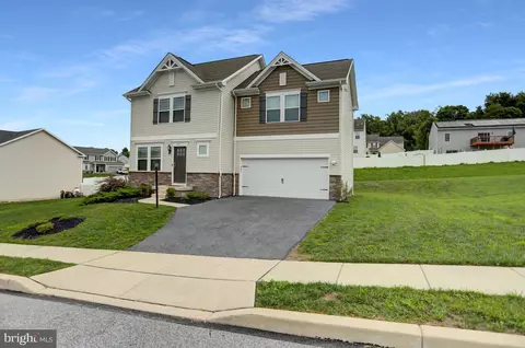 40 Madison Dr, York Haven, PA 17370