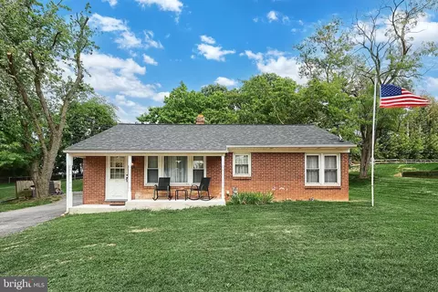 430 Black Rock Rd, Hanover, PA 17331