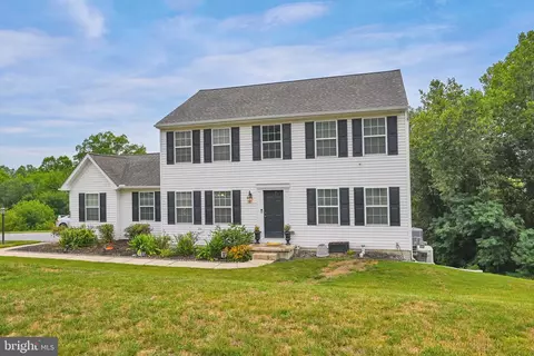 403 Lee Ct, York, PA 17406