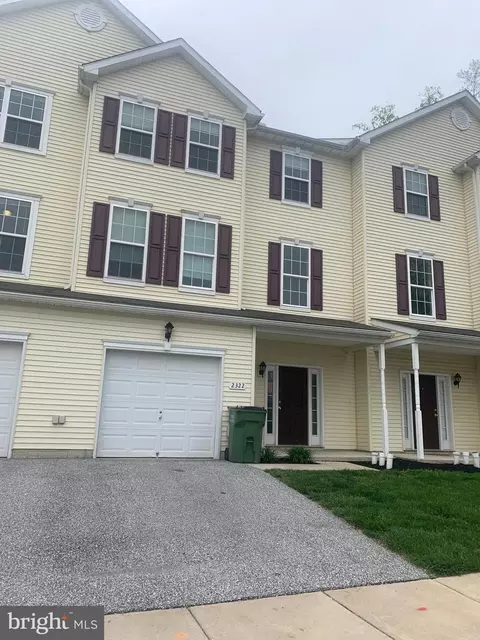2322 Sunny Hill Cir #2322, York, PA 17406