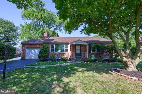 560 S Royal St, York, PA 17402