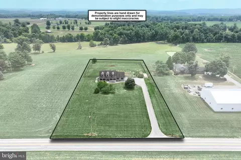 4380 Admire Rd, Thomasville, PA 17364