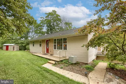 392 Whisler Rd, Etters, PA 17319