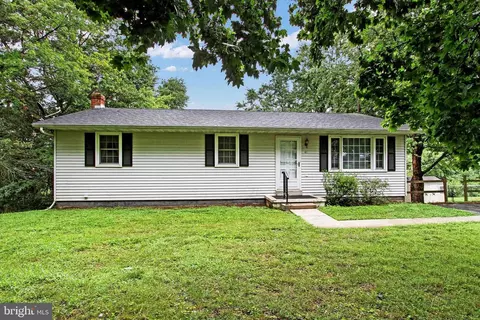 41 Heritage Dr, Hanover, PA 17331
