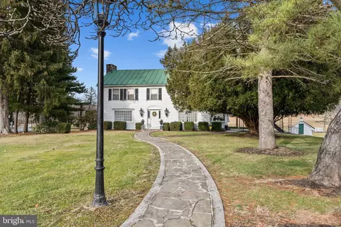 767 Pinetown Rd, Lewisberry, PA 17339