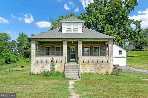 3458 Sticks Rd, Glen Rock, PA 17327