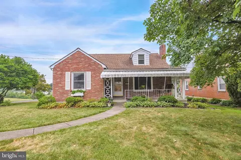 501 S Pleasant Ave, Dallastown, PA 17313