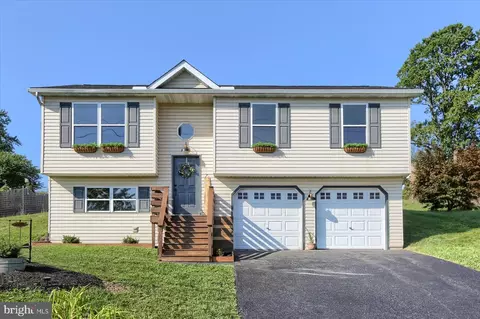 100 Northcrest Dr, York Haven, PA 17370