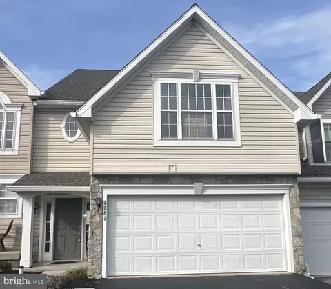 2363 Slater Hill Ln E, York, PA 17406