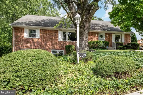 1039 Midland Ave, York, PA 17403