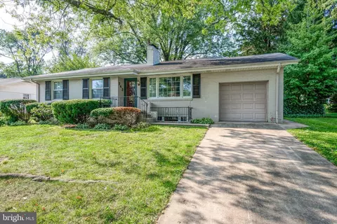 743 Woodberry Rd, York, PA 17403