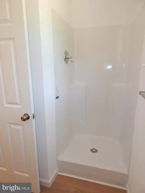 Bath - 98 Cedar Dr, Dover, PA 17315 photo 2 of 4