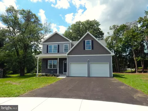 Exterior - 98 Cedar Dr, Dover, PA 17315 photo 2 of 7