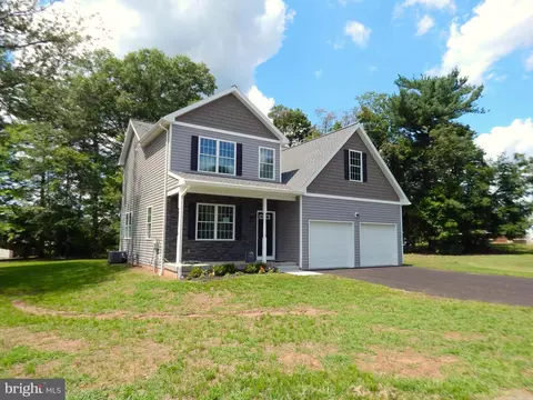 98 Cedar Dr, Dover, PA 17315