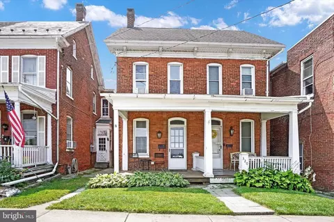 322 E Main St, Dallastown, PA 17313