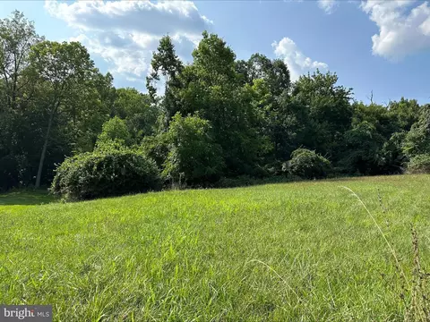 114 Circle Dr, York, PA 17406