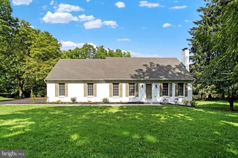 1342 Jefferson Rd, Spring Grove, PA 17362