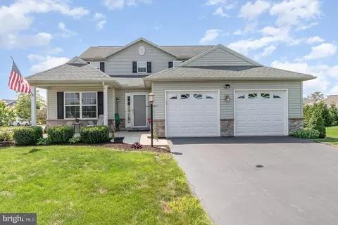 54 Pheasant Ridge Rd, Dillsburg, PA 17019