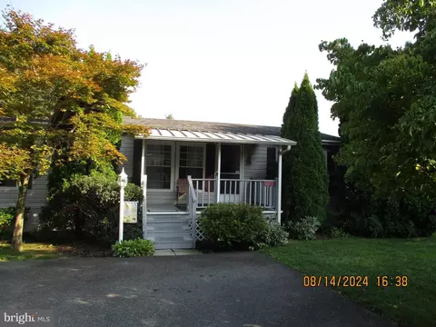 310 Basil Ct, York, PA 17402