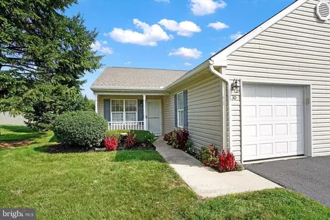30 Hagarman Dr #30, York, PA 17408