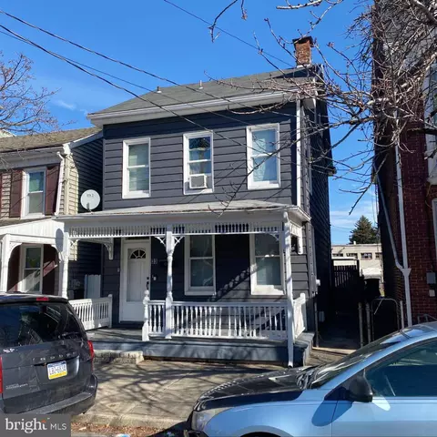 33 N State St, York, PA 17403
