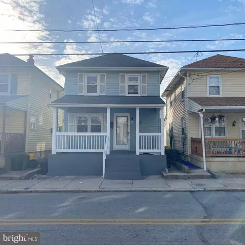728 Jessop Pl, York, PA 17401