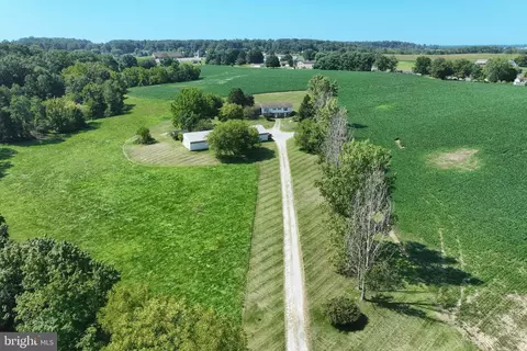 6480 Thoman Dr, Spring Grove, PA 17362
