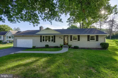 2459 Joppa Rd, York, PA 17403