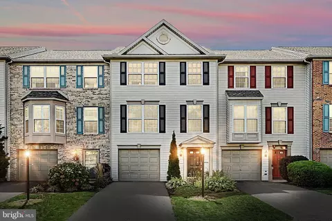 120 Chandler Dr #120, Red Lion, PA 17356