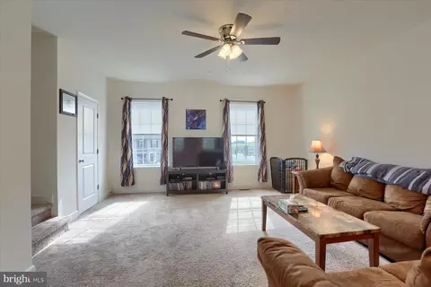 4 Holstein Dr, Hanover, PA 17331 photo 4