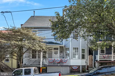 33 S Main St, Shrewsbury, PA 17361