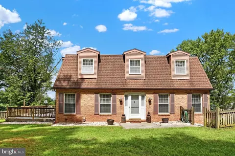 410 Evergreen Rd, New Cumberland, PA 17070