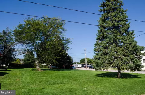 Wise Avenue, Red Lion, PA 17356