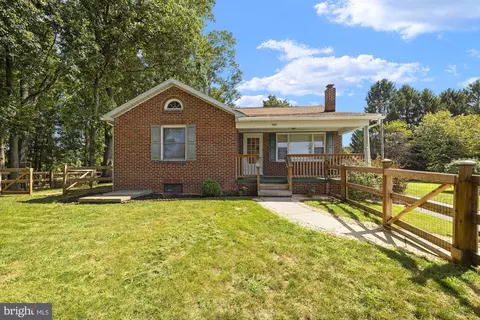 1953 Jefferson Rd, Spring Grove, PA 17362