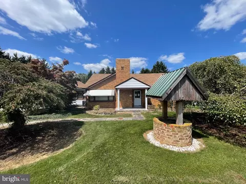 448 Plank Rd, New Freedom, PA 17349