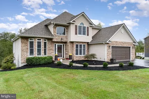 3545 Eagle Ridge Ct, Hanover, PA 17331 photo 2