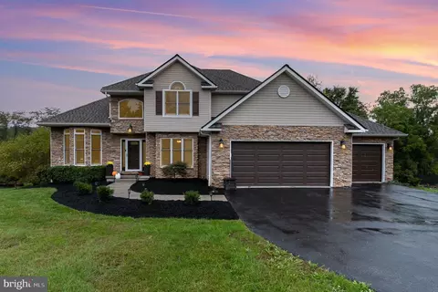 3545 Eagle Ridge Ct, Hanover, PA 17331