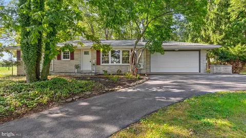 1970 Ridge Rd, Wellsville, PA 17365