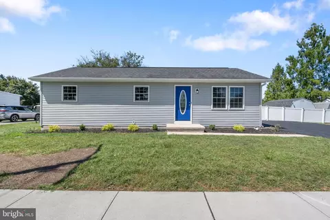 55 Warrington St, Wellsville, PA 17365