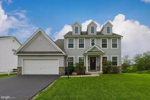 2620 Hummel Dr, York, PA 17404
