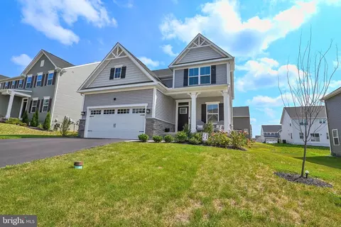 109 Lady Morgan Dr, York, PA 17402