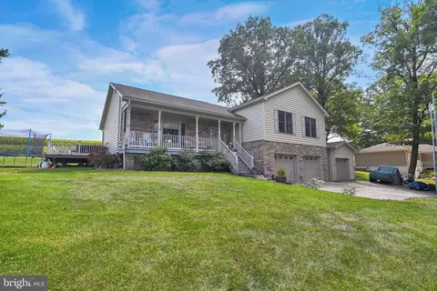 2770 Pleasant Hill Rd, Hanover, PA 17331