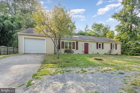 7970 Bull Rd, Lewisberry, PA 17339
