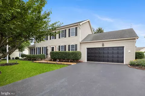 2880 Sunset Ln, York, PA 17408