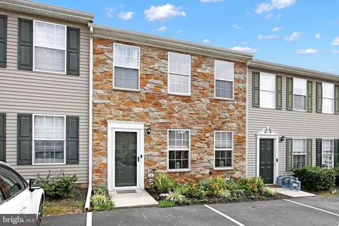 352 Cherry St #352, Red Lion, PA 17356
